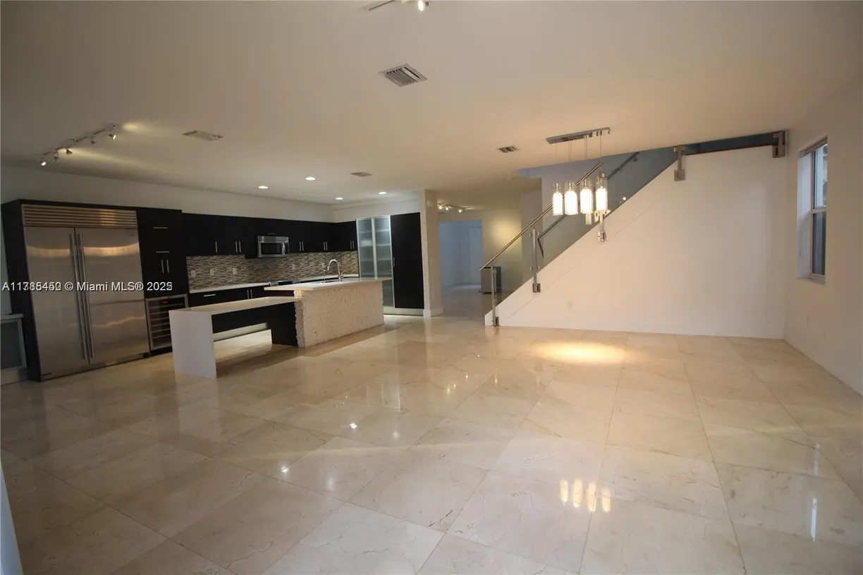 South Florida Real Estate | View 10564 NW 70th Ln | Listing