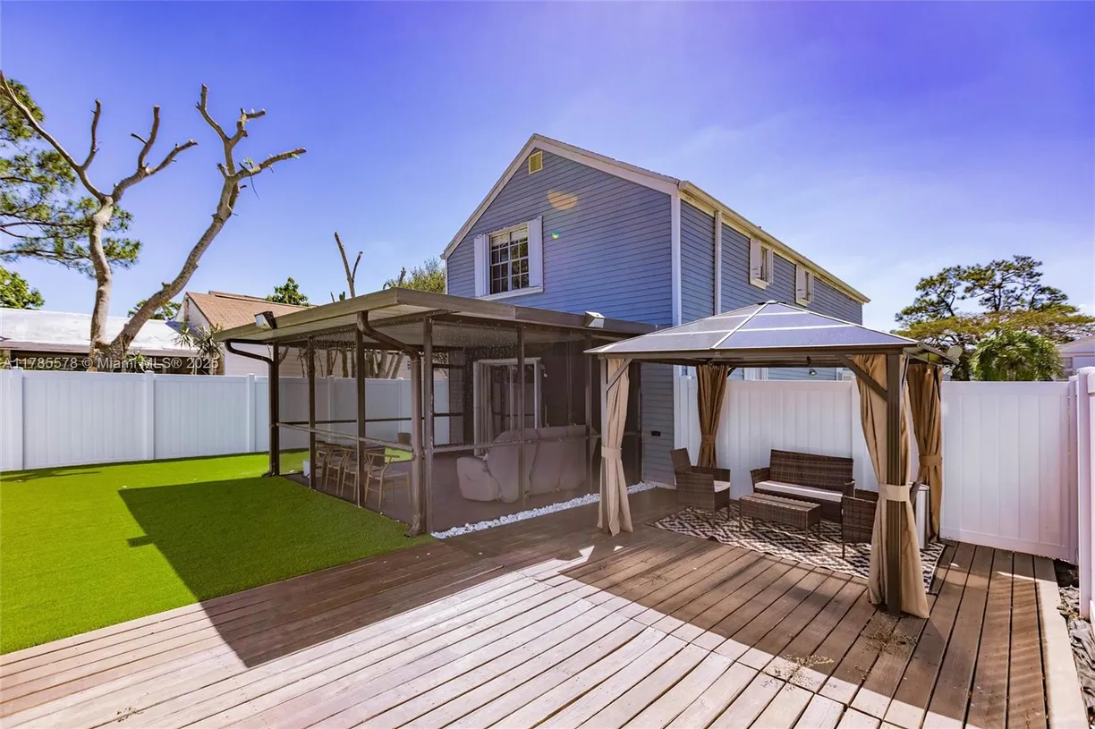 South Florida Real Estate | View 1420 Dandelion Ln | 3 Beds, 2 Baths