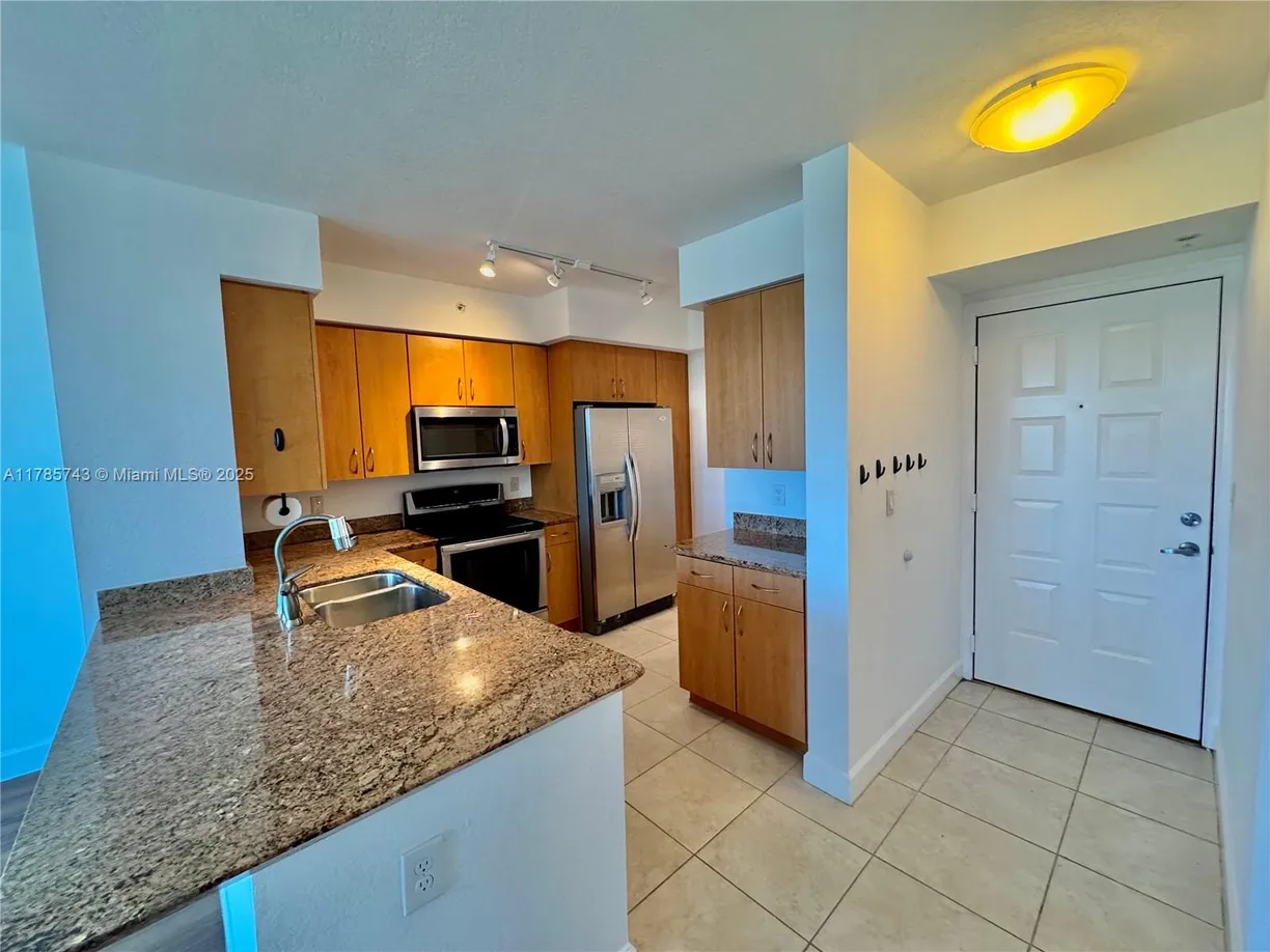 South Florida Real Estate | View 1830 Radius Dr, 910 | 1 Bed, 1 Bath