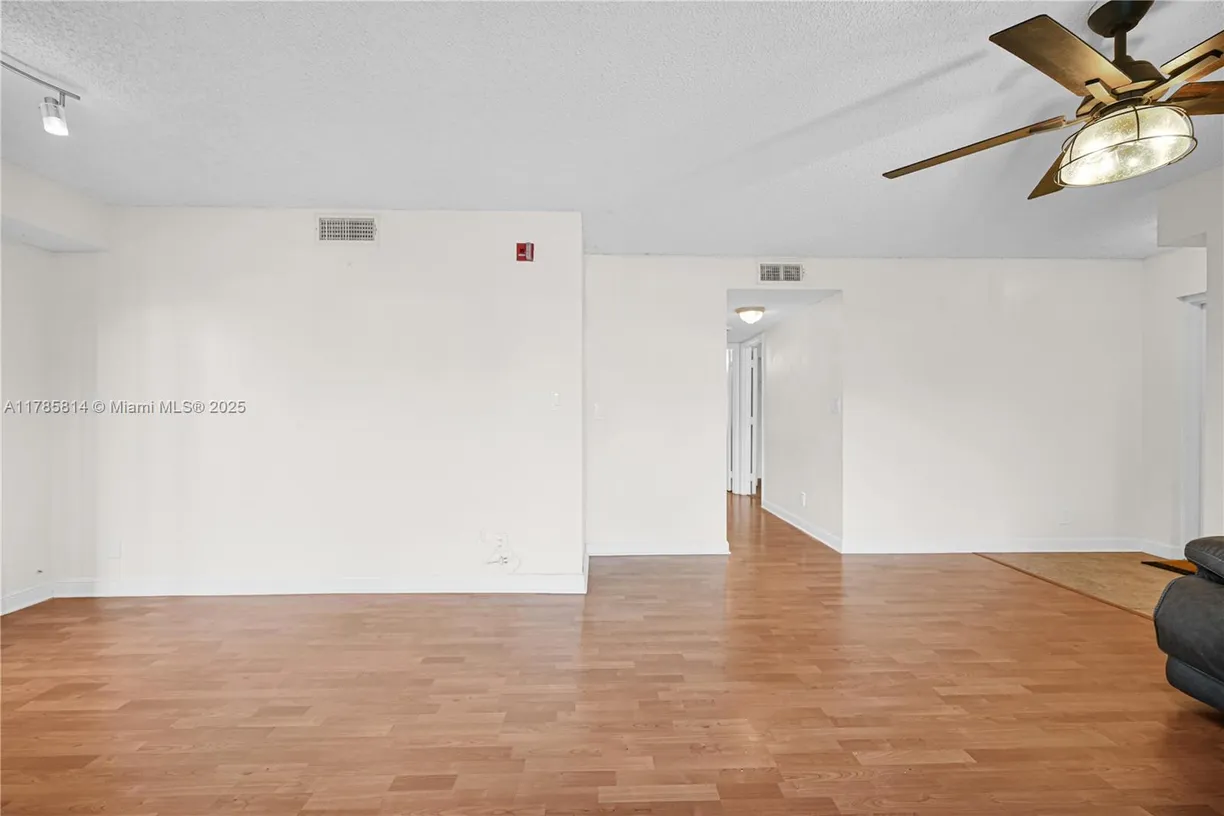 South Florida Real Estate | View 7640 Westwood Dr, 404 | Listing