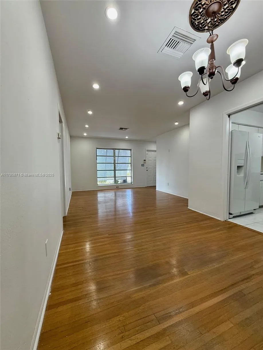 South Florida Real Estate | View 8670 SW 28th St | Listing