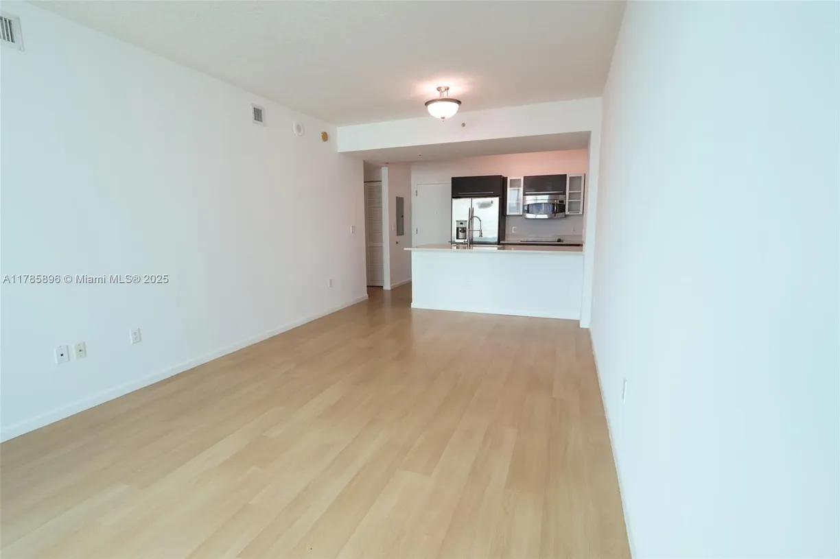 South Florida Real Estate | View  | Listing