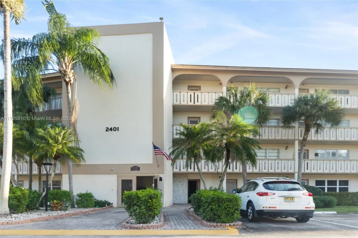 South Florida Real Estate | View 2401 Antigua Cir, E3 | Listing