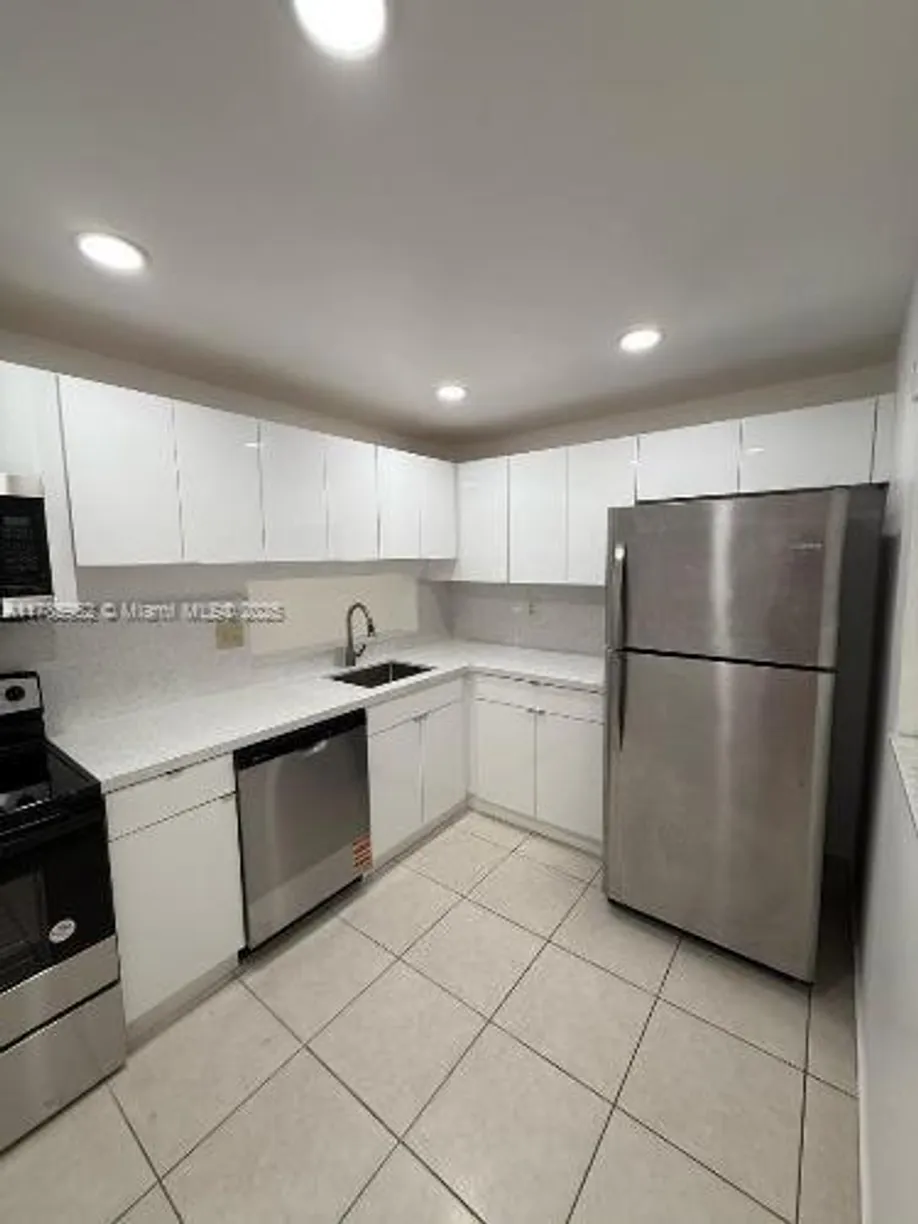 South Florida Real Estate | View 8615 NW 8th St, 101 | 2 Beds, 2 Baths