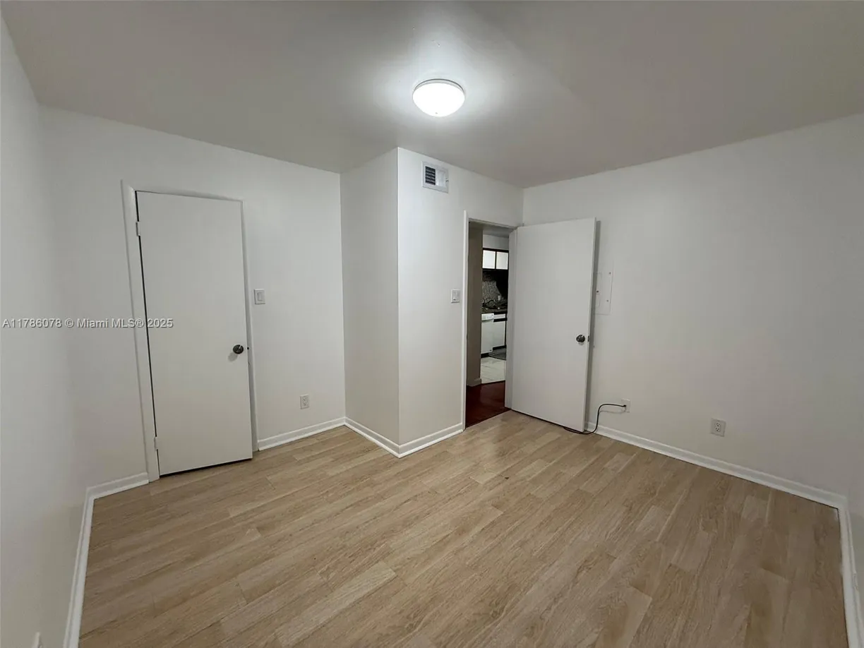South Florida Real Estate | View 15290 SW 106th Ln, 323 | Listing