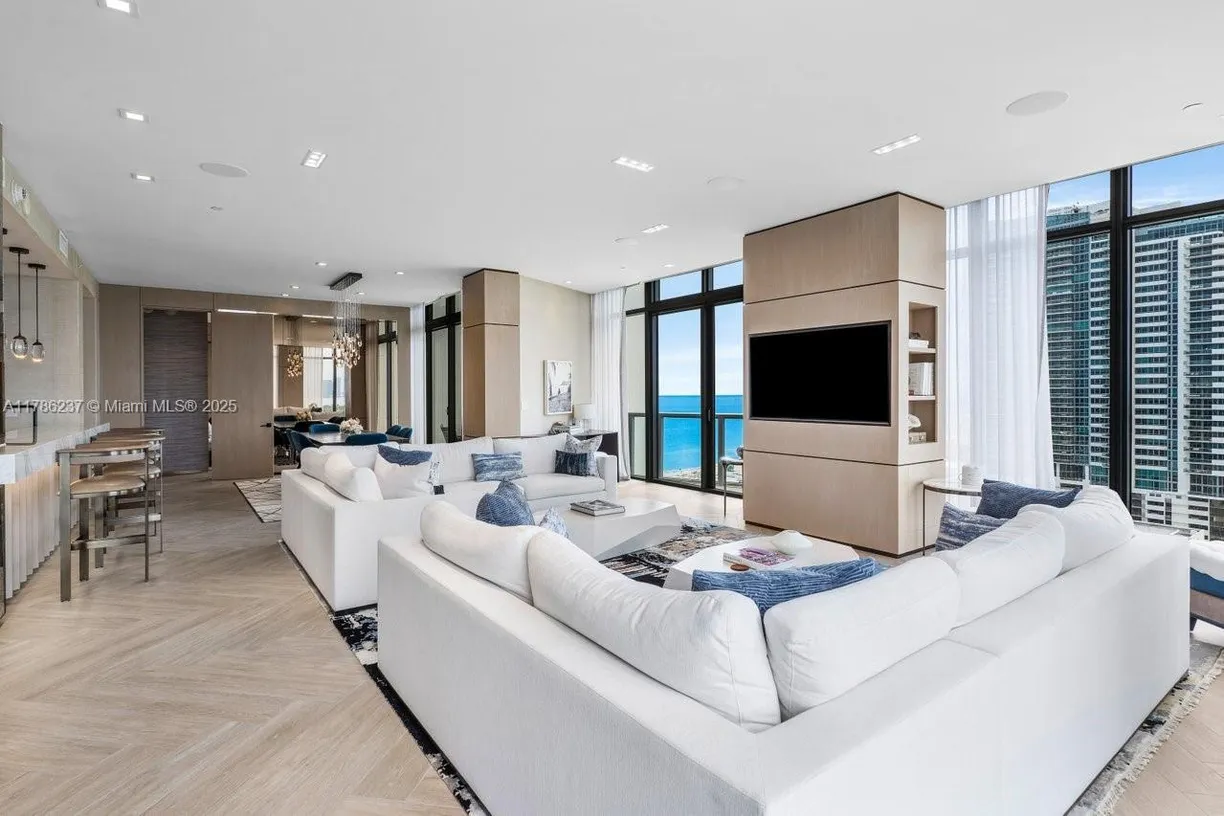 South Florida Real Estate | View 2201 Collins Avenue, UPH01 | Listing
