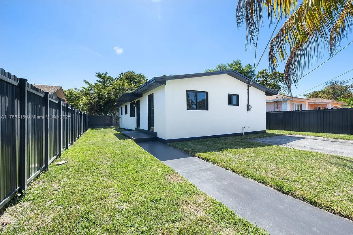 South Florida Real Estate | View 1522 NW 41 ST | Listing