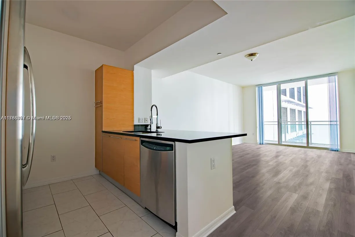 South Florida Real Estate | View 950 Brickell Bay, 703 | Listing