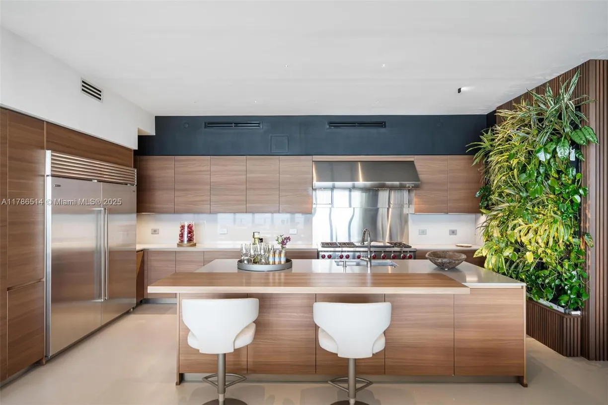 South Florida Real Estate | View 3581 E Glencoe St, 502 | Listing