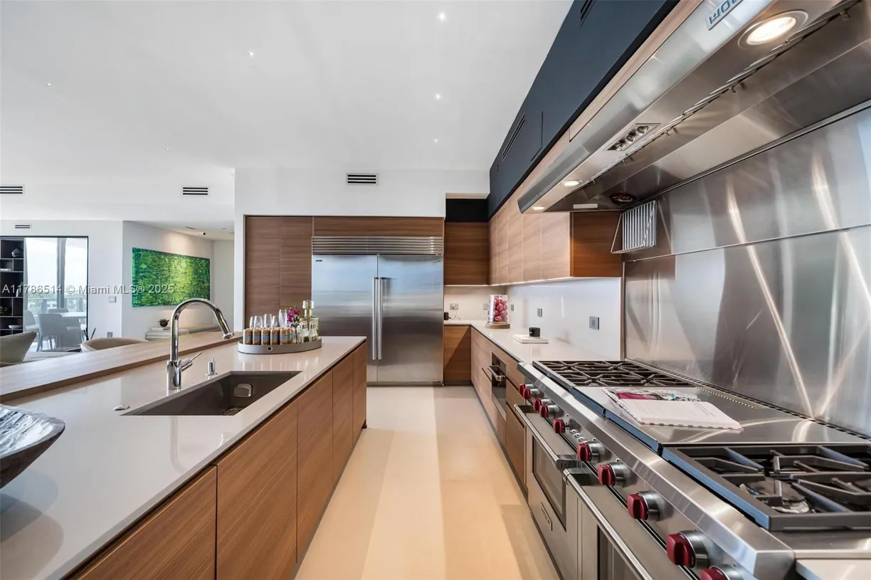 South Florida Real Estate | View 3581 E Glencoe St, 502 | Listing