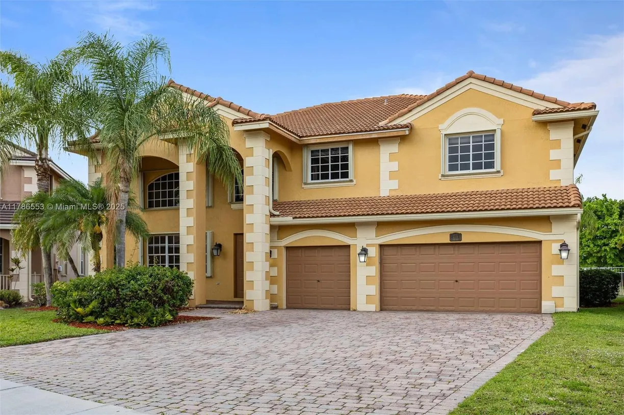 South Florida Real Estate | View 1774 Ibis Ln | 6 Beds, 3 Baths