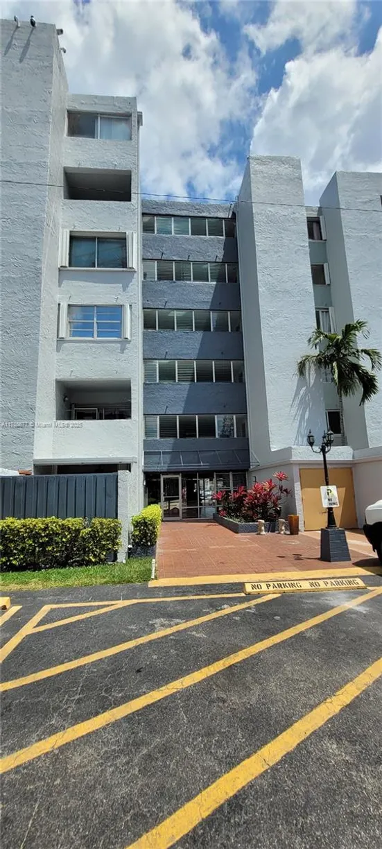 South Florida Real Estate | View 750 NW 43rd Ave, 515 | Listing
