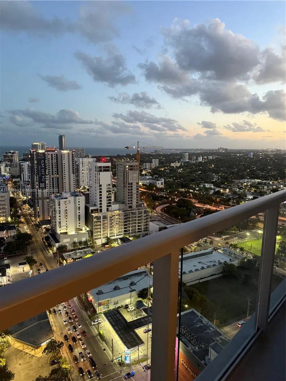South Florida Real Estate | View 185 SW 7th St, 3406 | 1 Bath