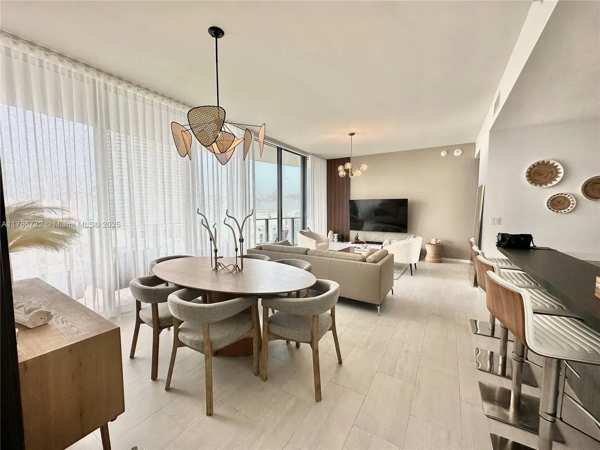 South Florida Real Estate | View 1000 Brickell Plz, PH5305 | Listing