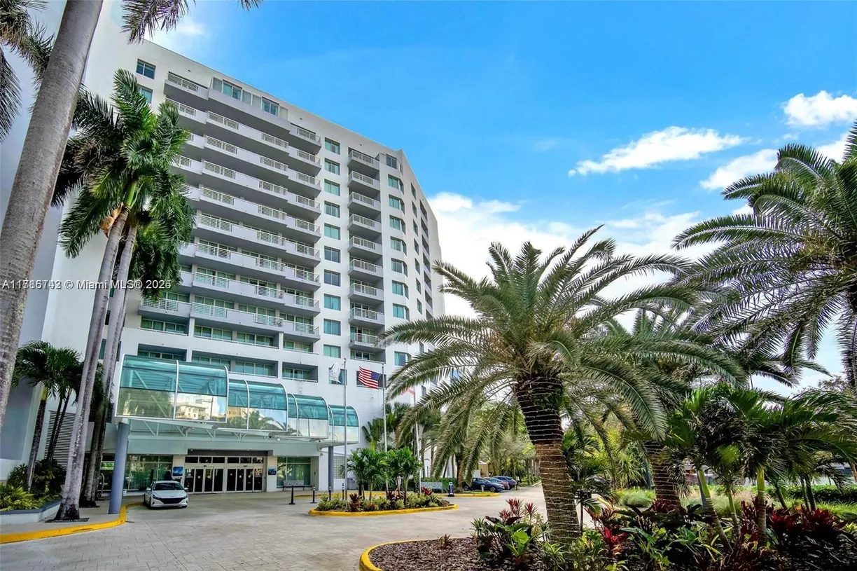South Florida Real Estate | View 2670 E Sunrise Blvd, 1002 | 1 Bed, 1 Bath