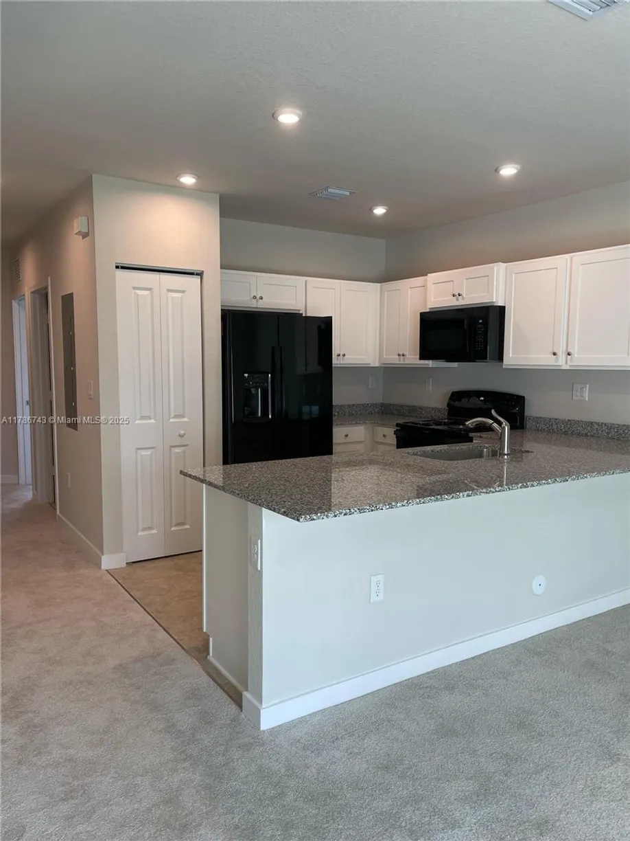 South Florida Real Estate | View  | 3 Beds, 3 Baths