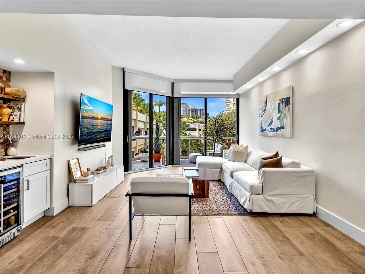 South Florida Real Estate | View 20191 E Country Club Dr, 311 | Listing