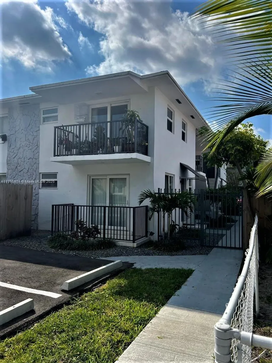 South Florida Real Estate | View 1262 SW 2nd St, 6 | 2 Beds, 1 Bath
