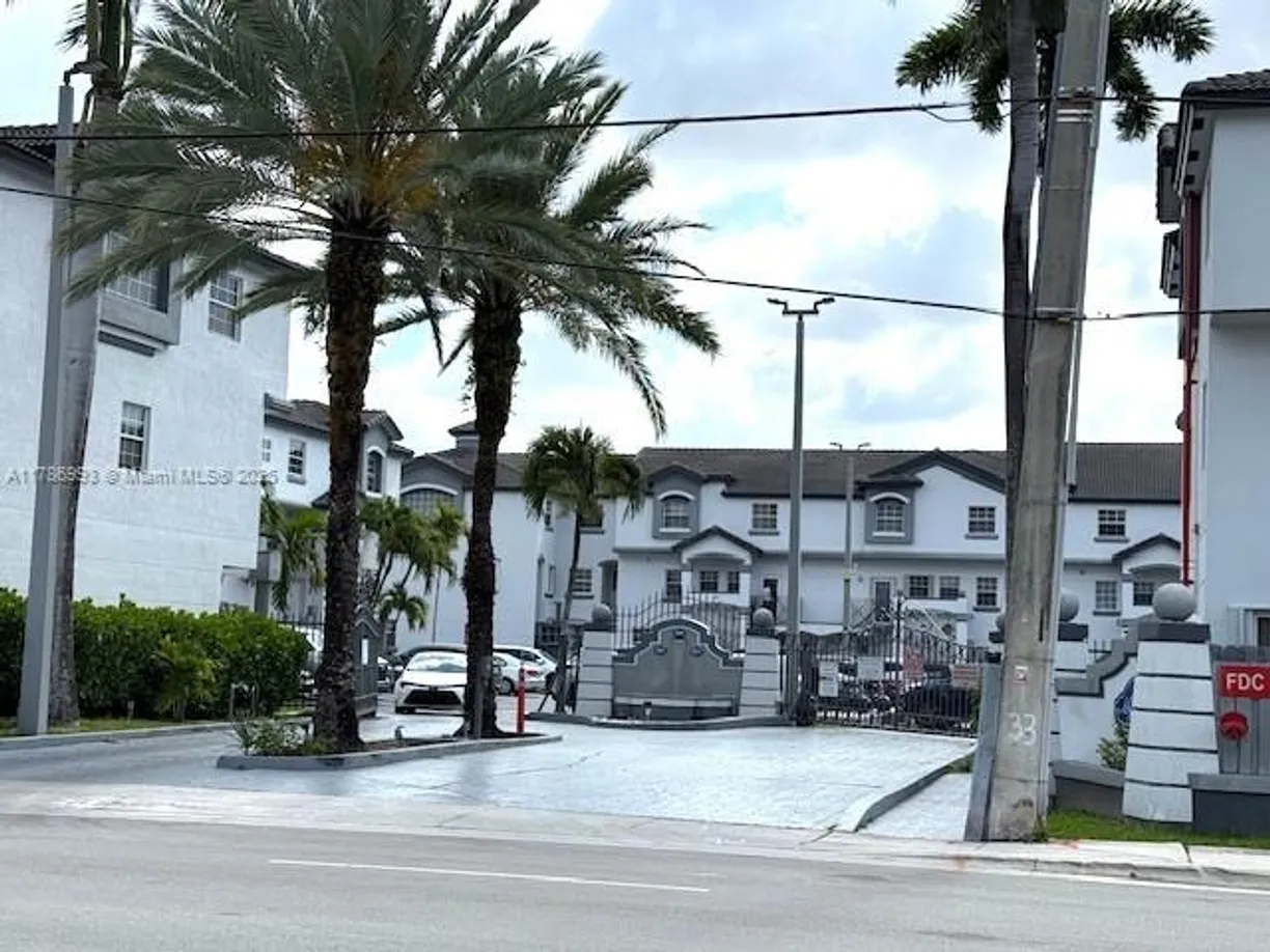 South Florida Real Estate | View 955 NW 82nd Ave, 215-C | 3 Beds, 2 Baths