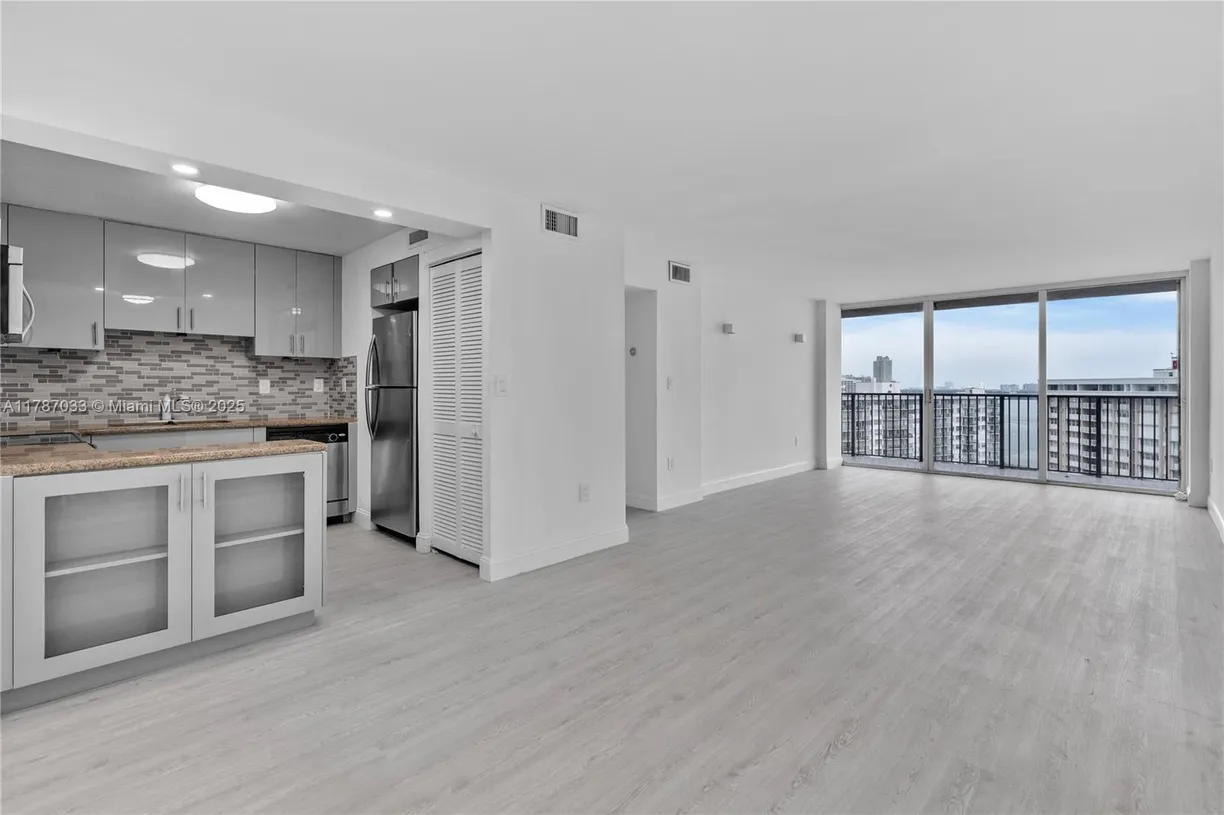 South Florida Real Estate | View 1450 Brickell Bay Dr, 1711 | 2 Beds, 2 Baths
