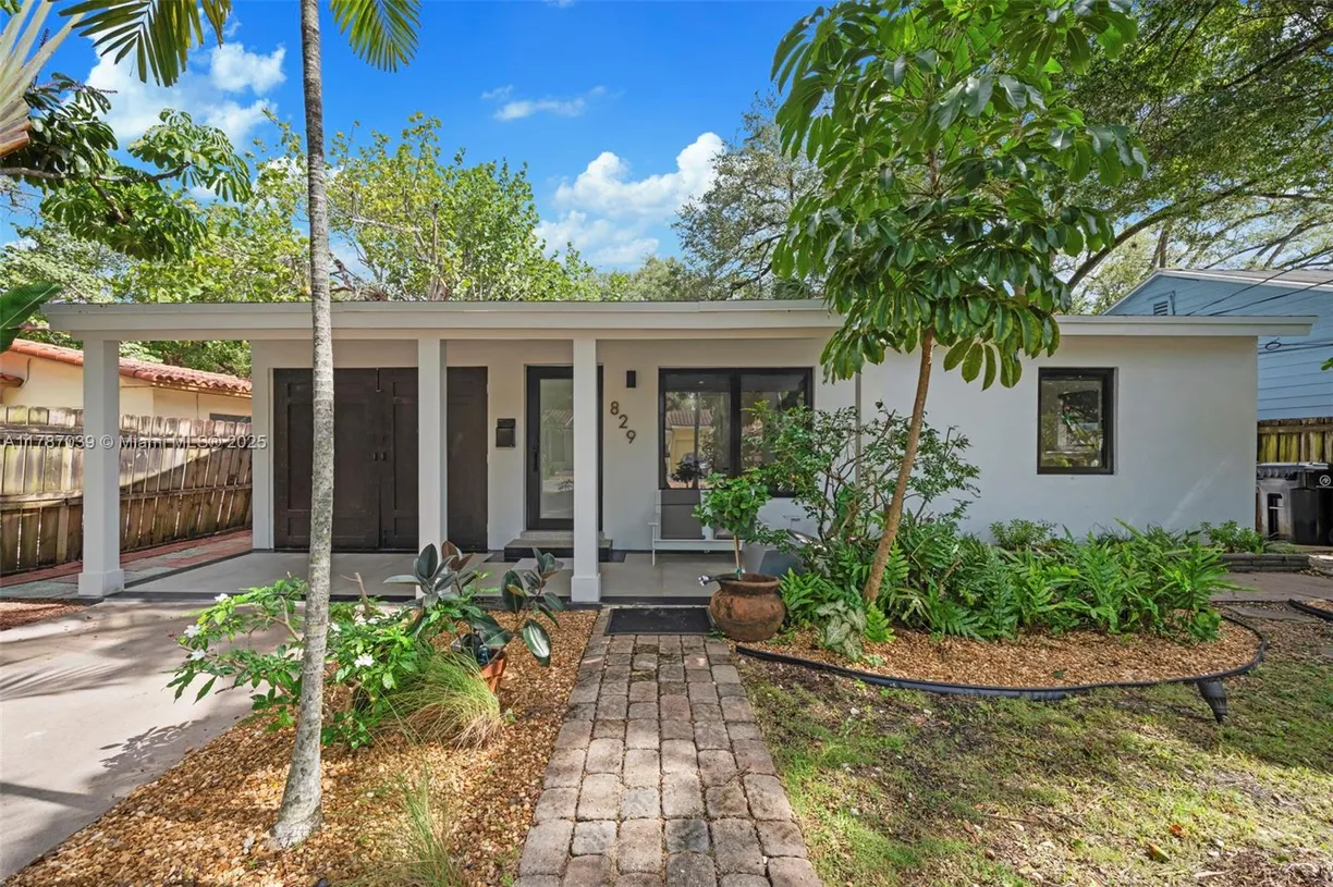 South Florida Real Estate | View 829 SW 4th Ct | Listing