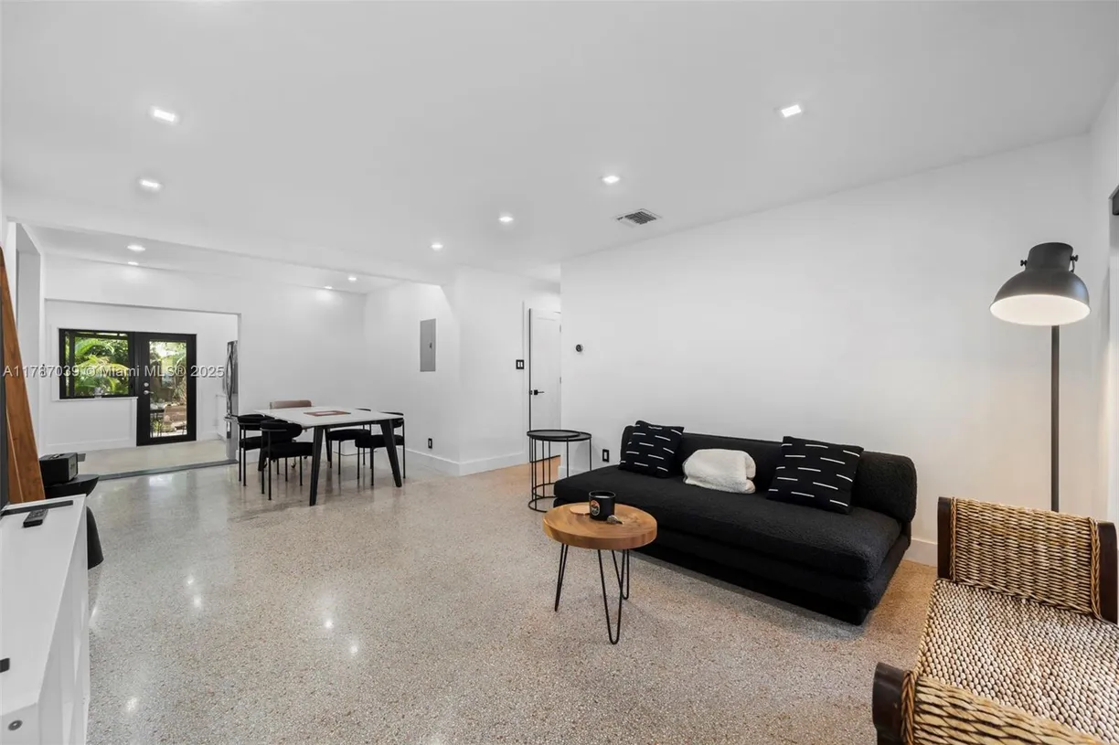 South Florida Real Estate | View 829 SW 4th Ct | Listing