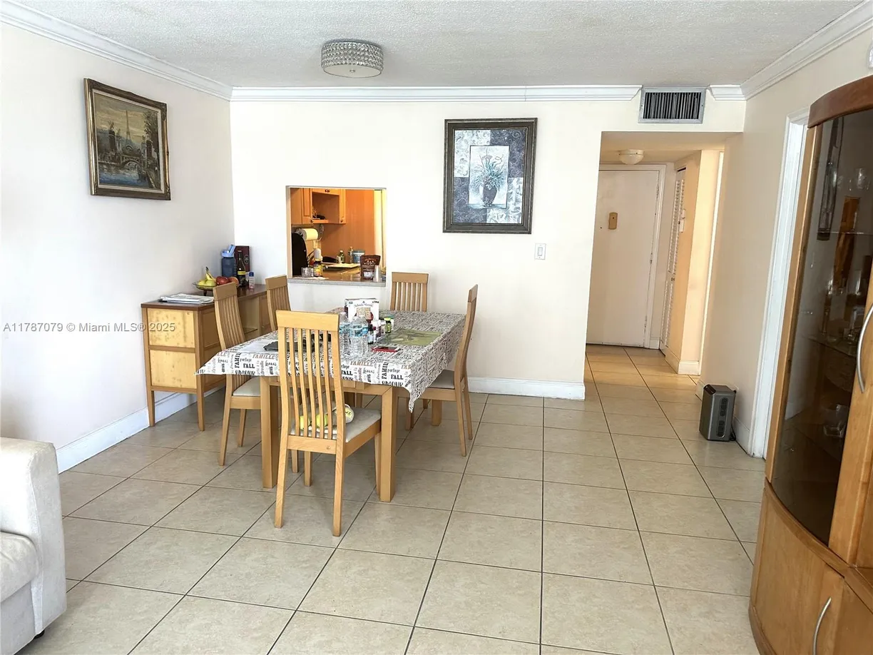 South Florida Real Estate | View  | Listing