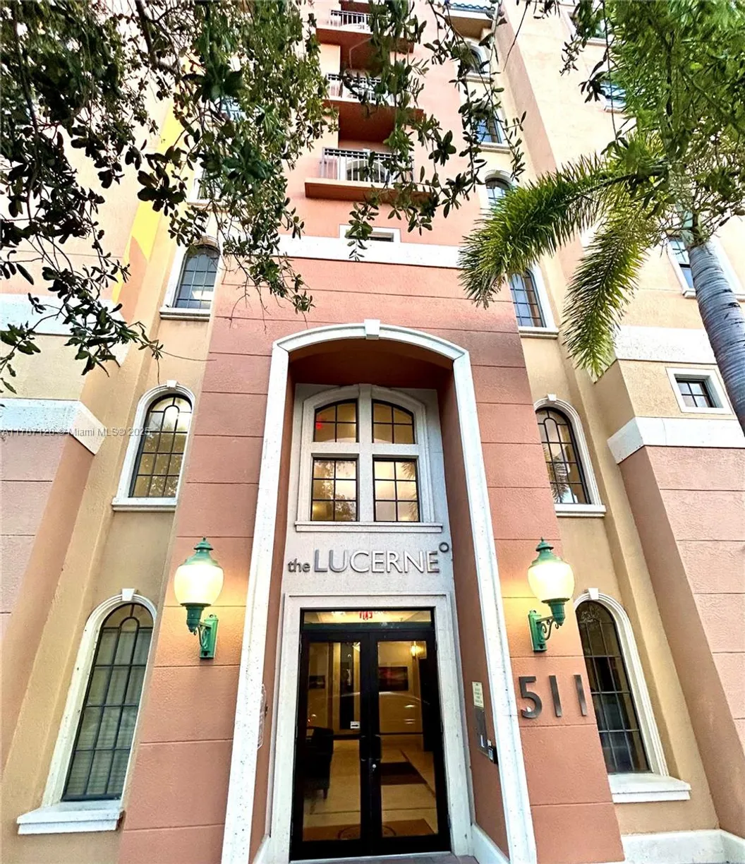 South Florida Real Estate | View 511 Lucerne Ave, 408 | Listing