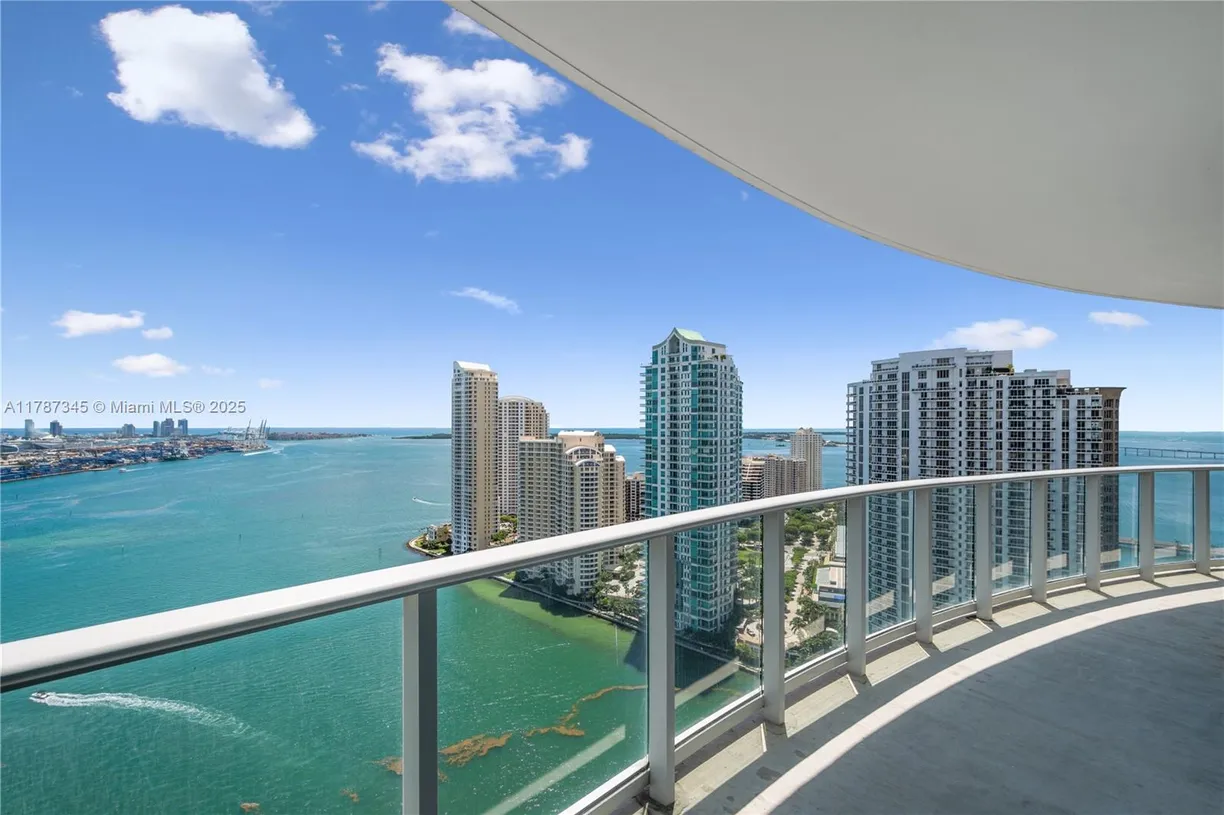 South Florida Real Estate | View 300 S Biscayne Blvd, T-3010 | Listing