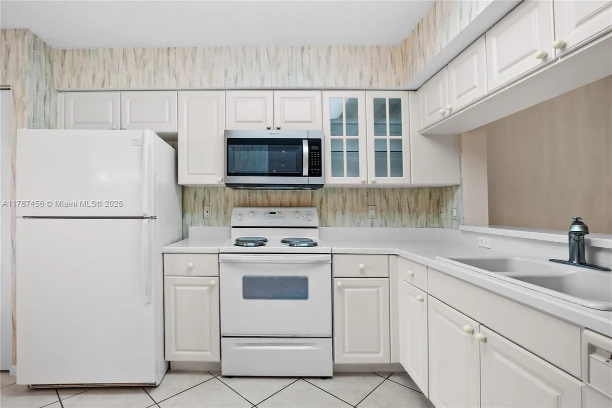 South Florida Real Estate | View 12547 Imperial Isle Dr, 204 | Listing