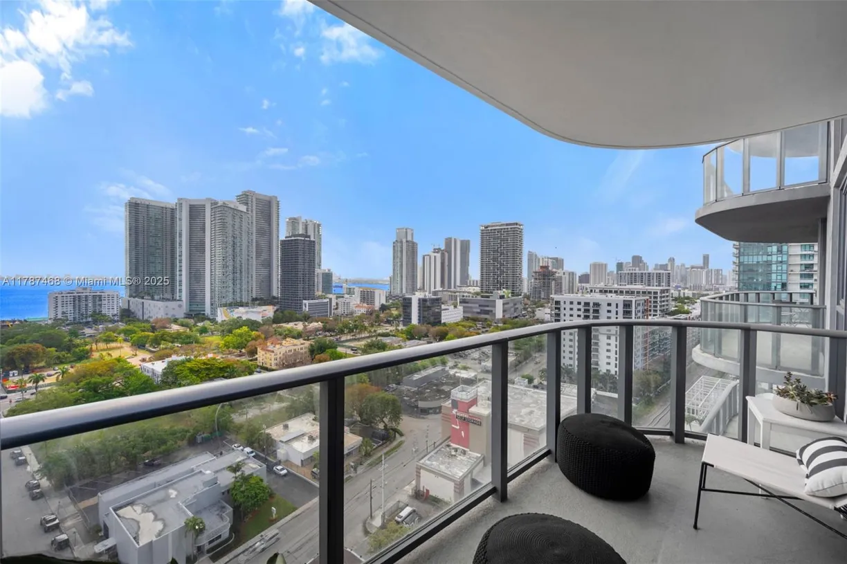 South Florida Real Estate | View 121 NE 34th St, 1805 | 1 Bed, 2 Baths