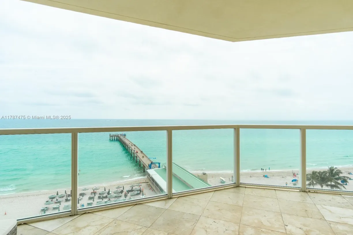 South Florida Real Estate | View  | 1 Bed, 1 Bath