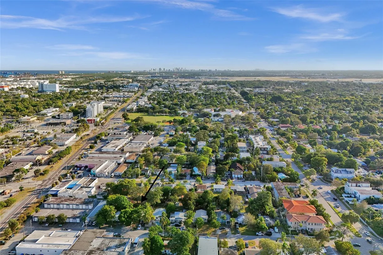 South Florida Real Estate | View 218 SW 14th Ct | Listing