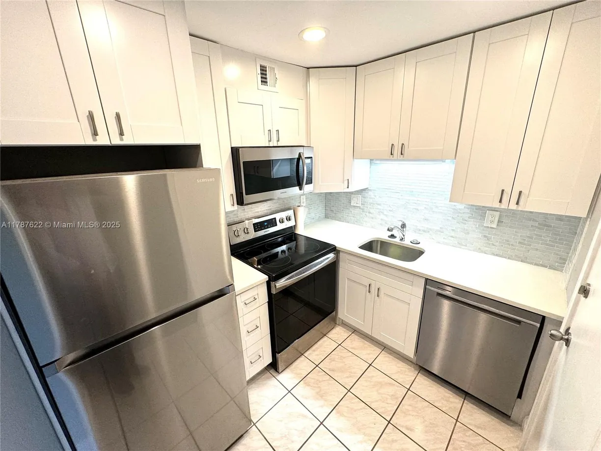 South Florida Real Estate | View 2970 NE 16th Ave, B-210 | Listing