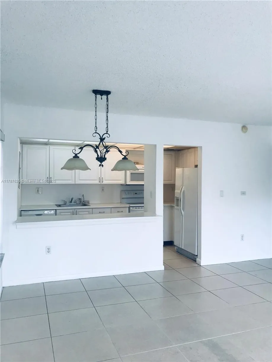 South Florida Real Estate | View 17600 NW 68th Ave, B3006 | Listing