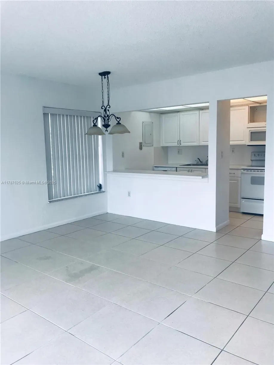 South Florida Real Estate | View 17600 NW 68th Ave, B3006 | Listing