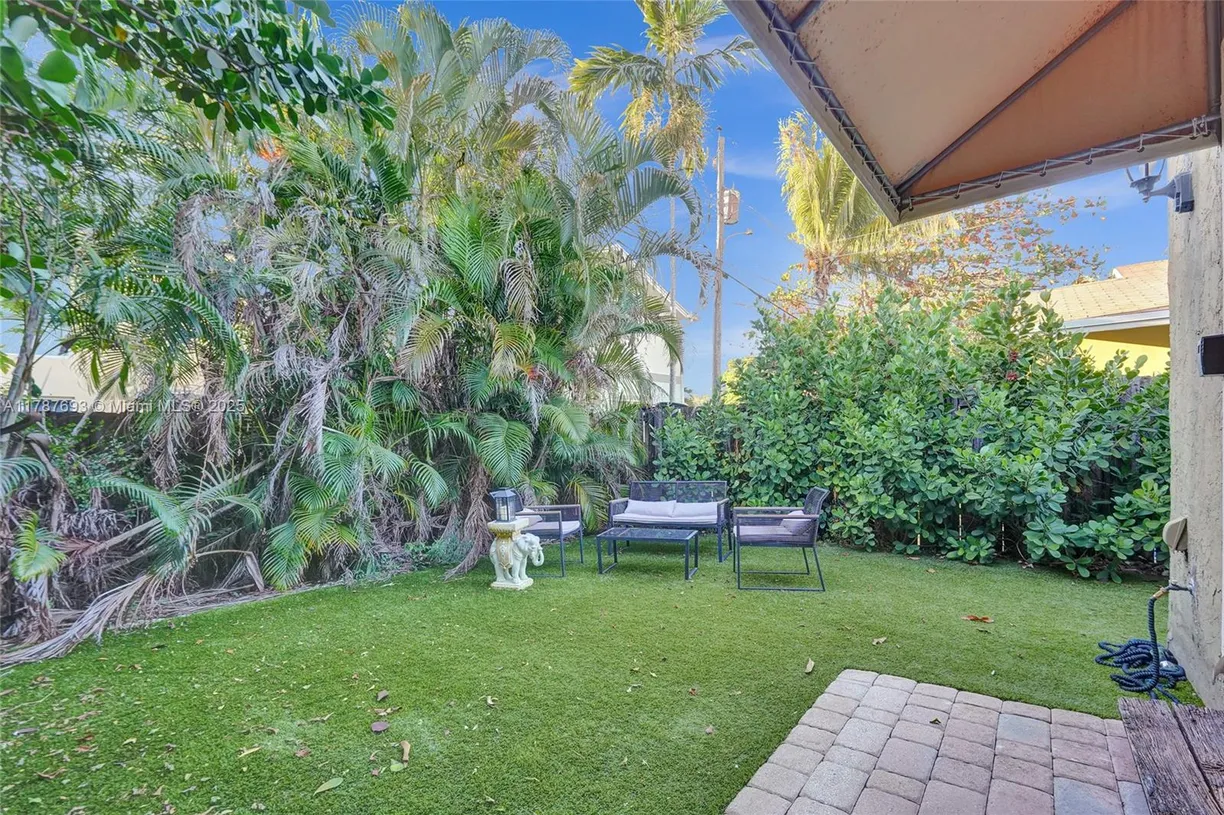South Florida Real Estate | View 725 NW 1st Ave, 725 | Listing