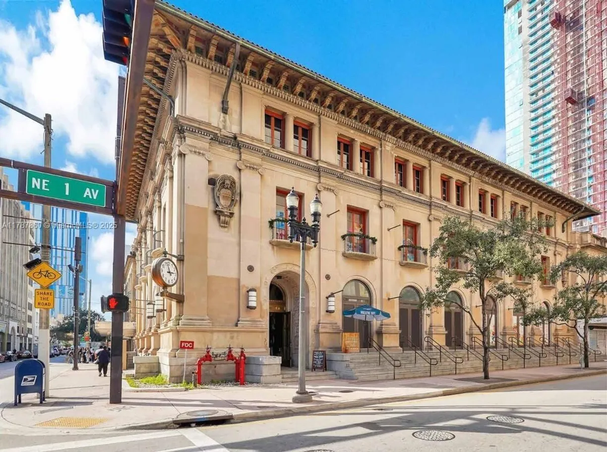 South Florida Real Estate | View  | Listing