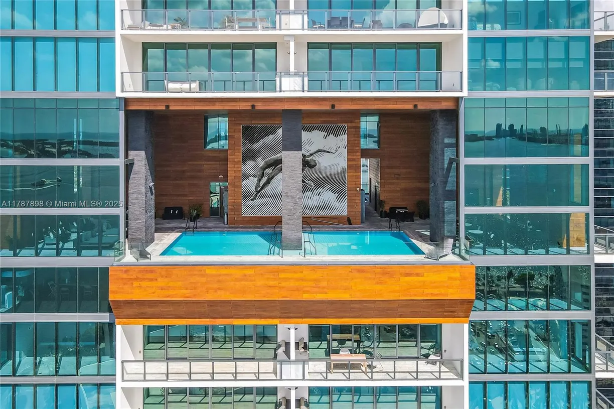 South Florida Real Estate | View 1451 Brickell Ave, 1004 | 1 Bed, 1 Bath