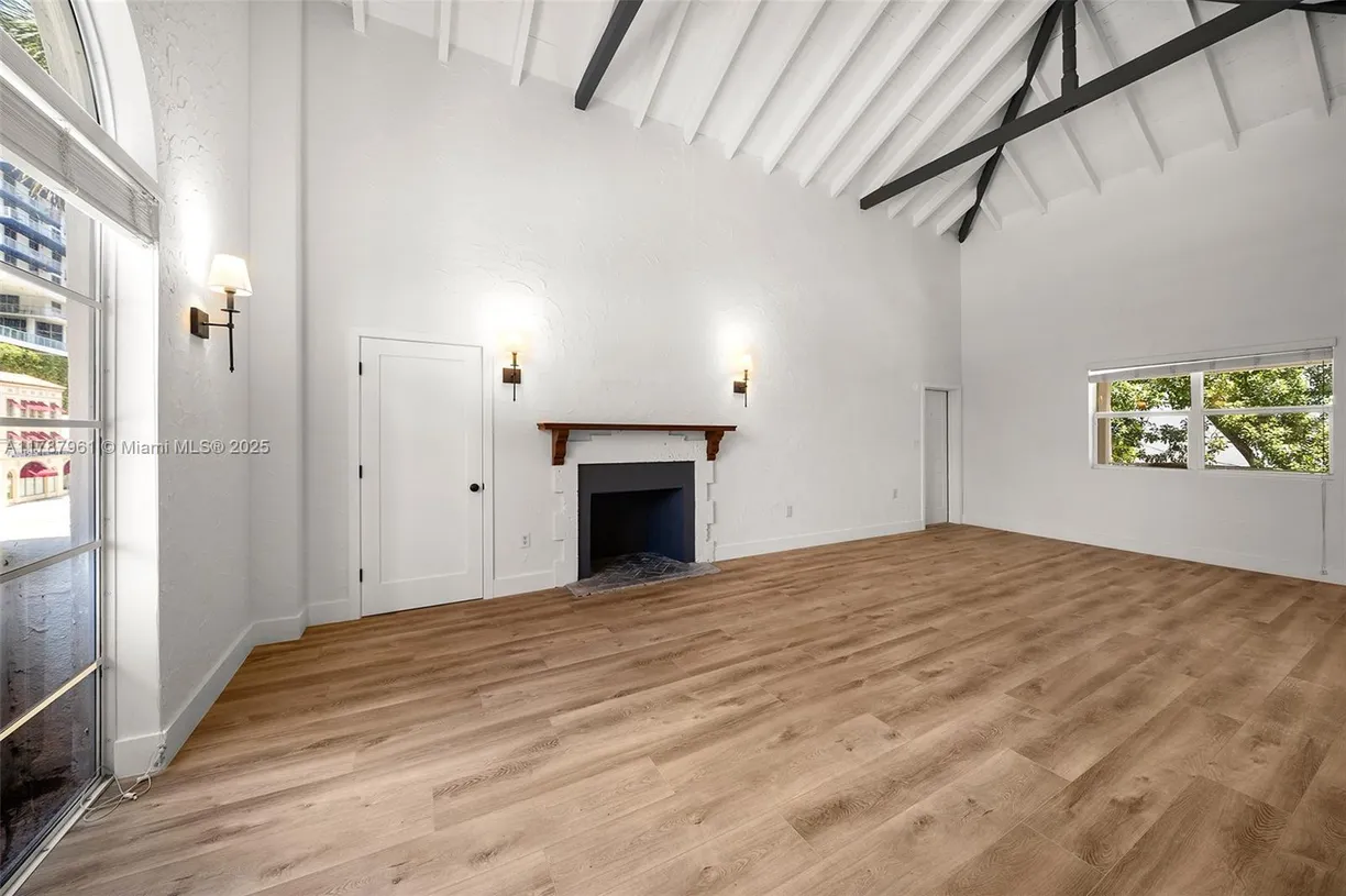 South Florida Real Estate | View 2411 Biscayne Blvd, 2 | Listing
