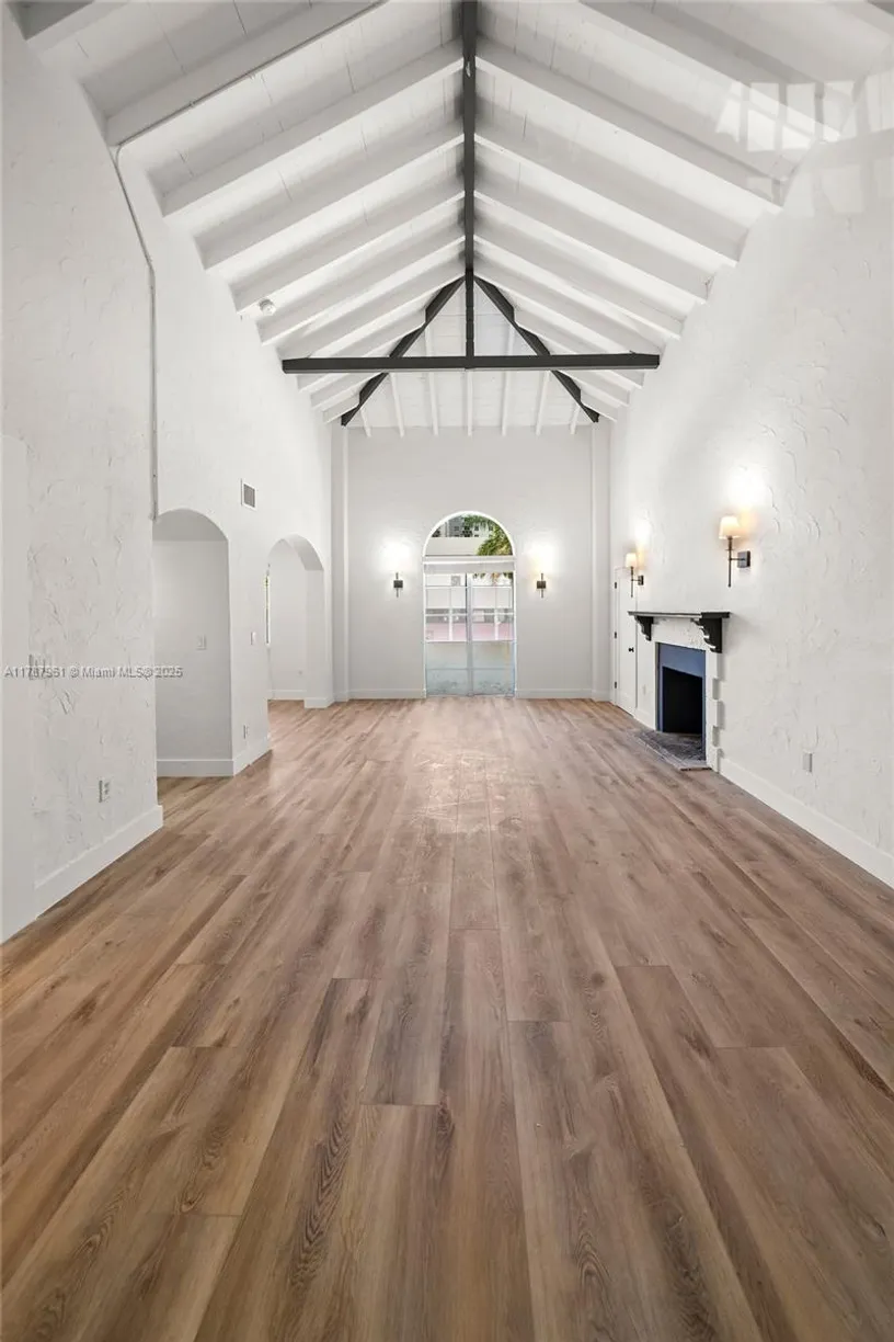 South Florida Real Estate | View 2411 Biscayne Blvd, 2 | Listing