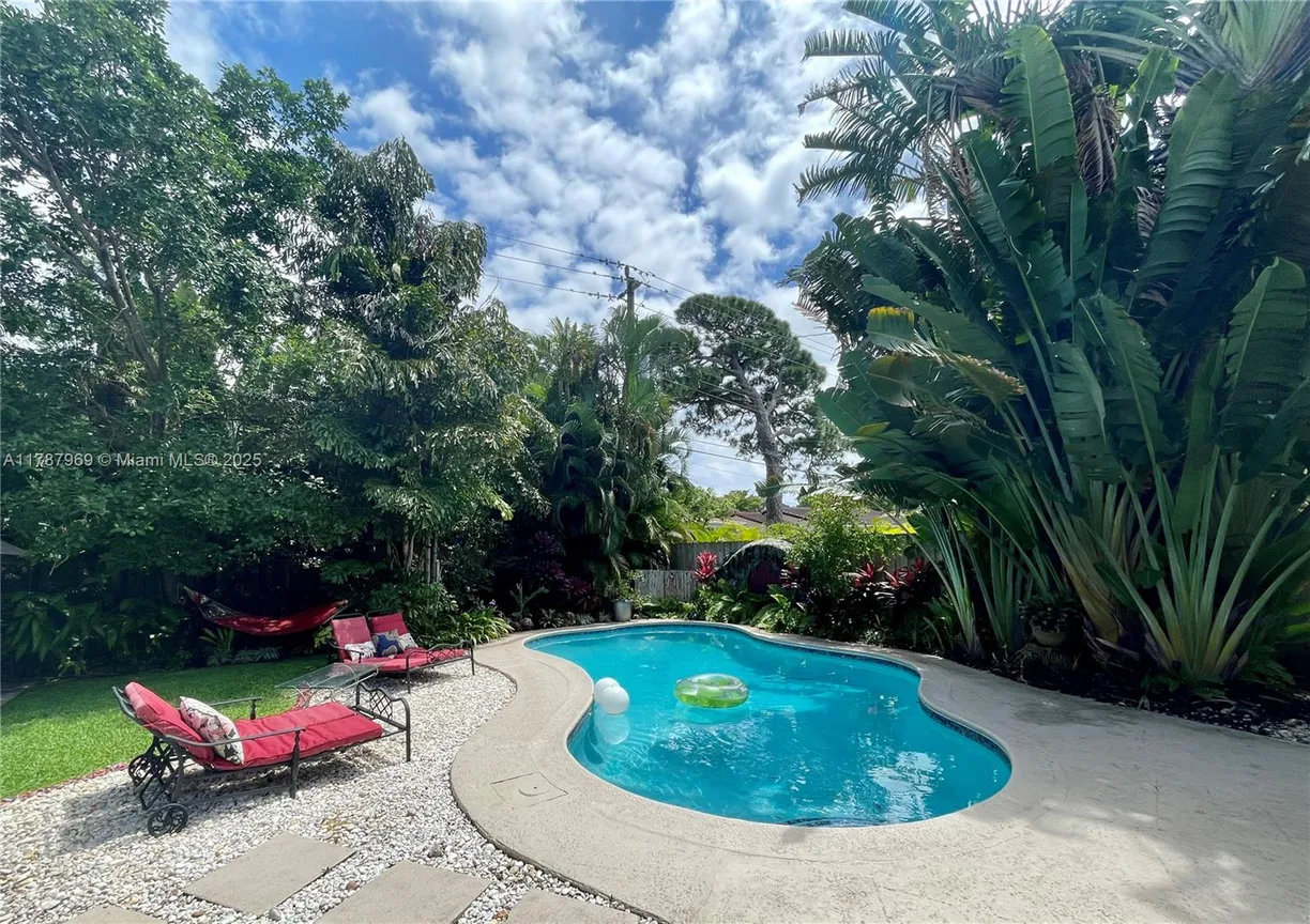South Florida Real Estate | View 2808 NE 16th Ave | Listing