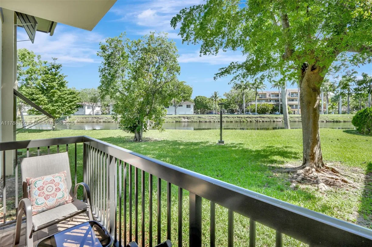 South Florida Real Estate | View 7935 SW 86th St, 808 | 2 Beds, 2 Baths