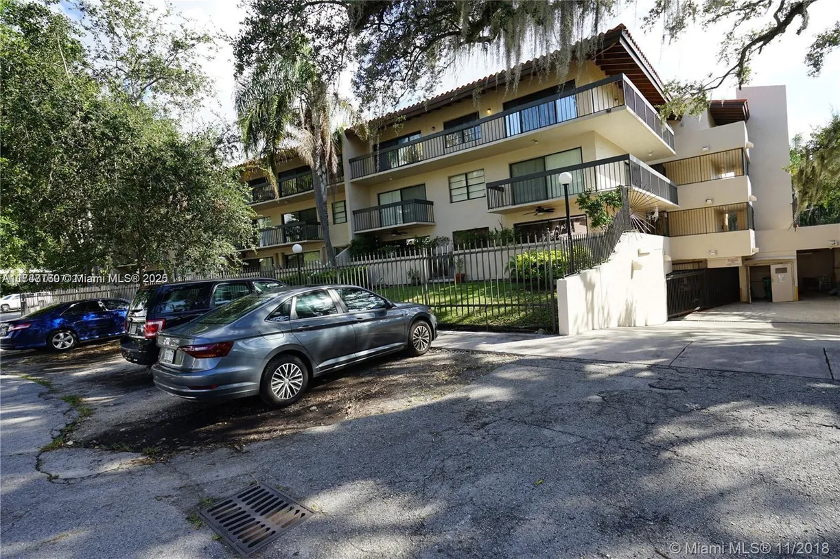 South Florida Real Estate | View 5201 Orduna Dr, 12 | Listing