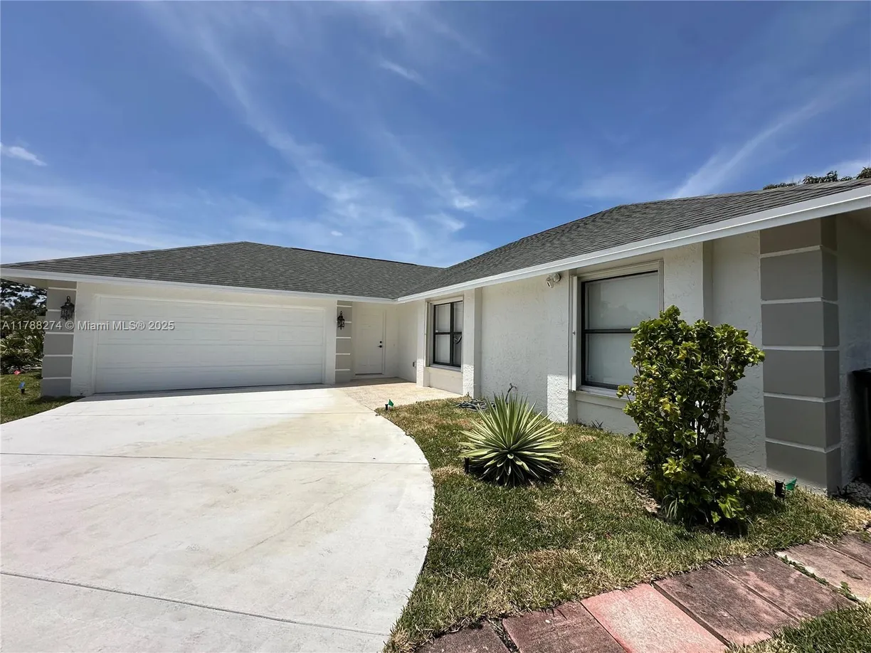 South Florida Real Estate | View 2313 SE Harrington Ave | Listing