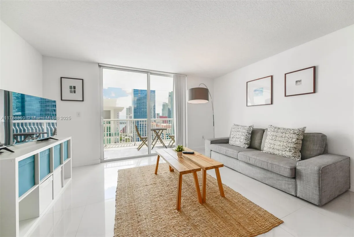 South Florida Real Estate | View 1200 Brickell Bay Dr, 2617 | Listing
