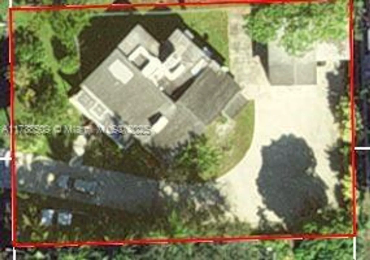 South Florida Real Estate | View 5096 SW 28th Ter | 3 Beds, 2 Baths