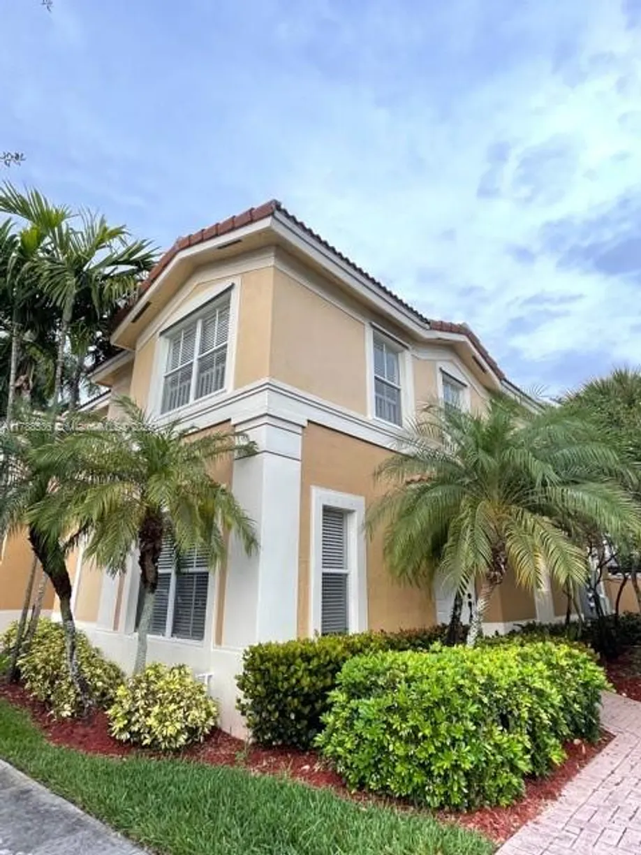 South Florida Real Estate | View 12925 SW 30th St, 110 | 3 Beds, 2 Baths