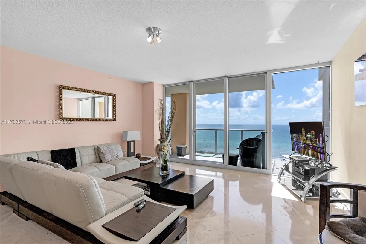 South Florida Real Estate | View 1455 Ocean Dr, 1106 | Listing