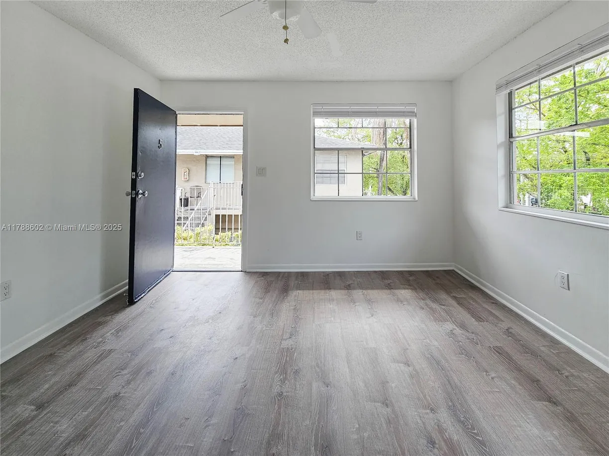 South Florida Real Estate | View 6617 SW 10th St, 5 | 2 Beds, 1 Bath